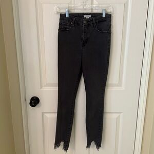 Good American Black Skinny Jeans with Frayed Hem